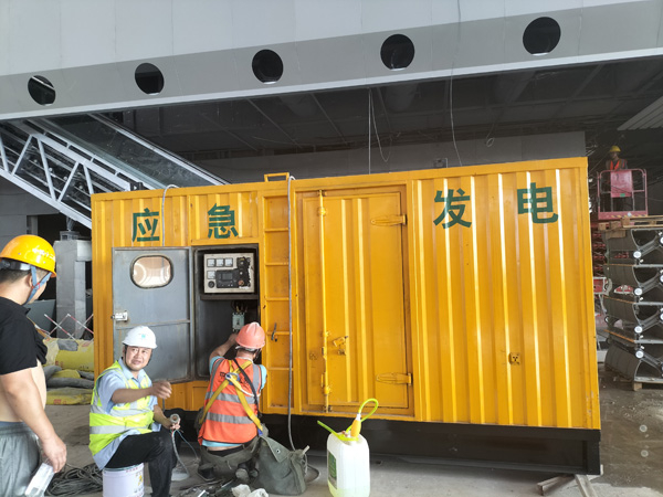 怀安怎样判断空气滤清器是否需要更换？